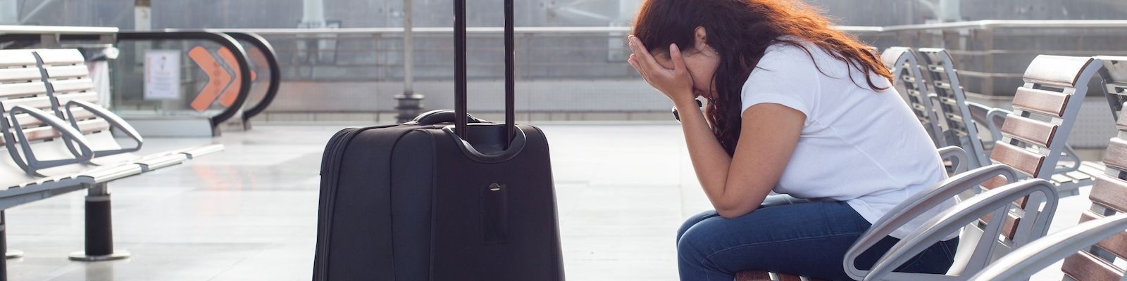 Voyages en avion : anticipez le décalage horaire et adaptez votre traitement